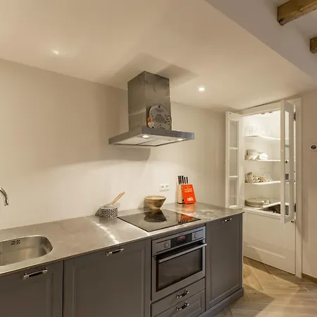 Canal Herengracht Bed & Breakfast